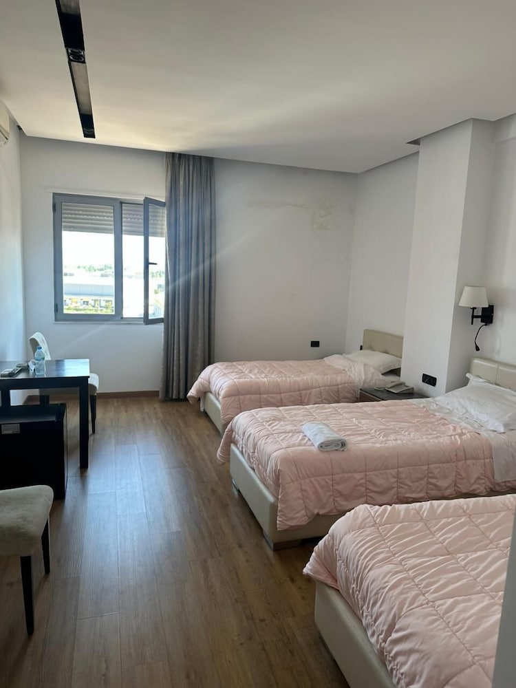 Comfort Triple Room, City View
