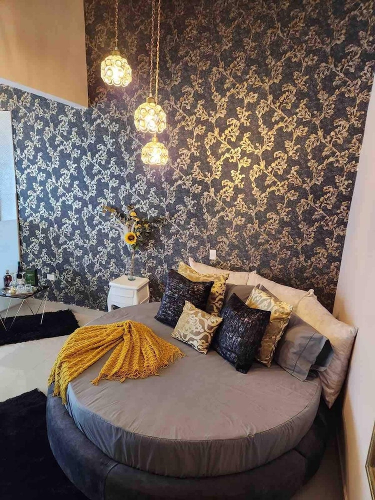 Luxury Room photo 2