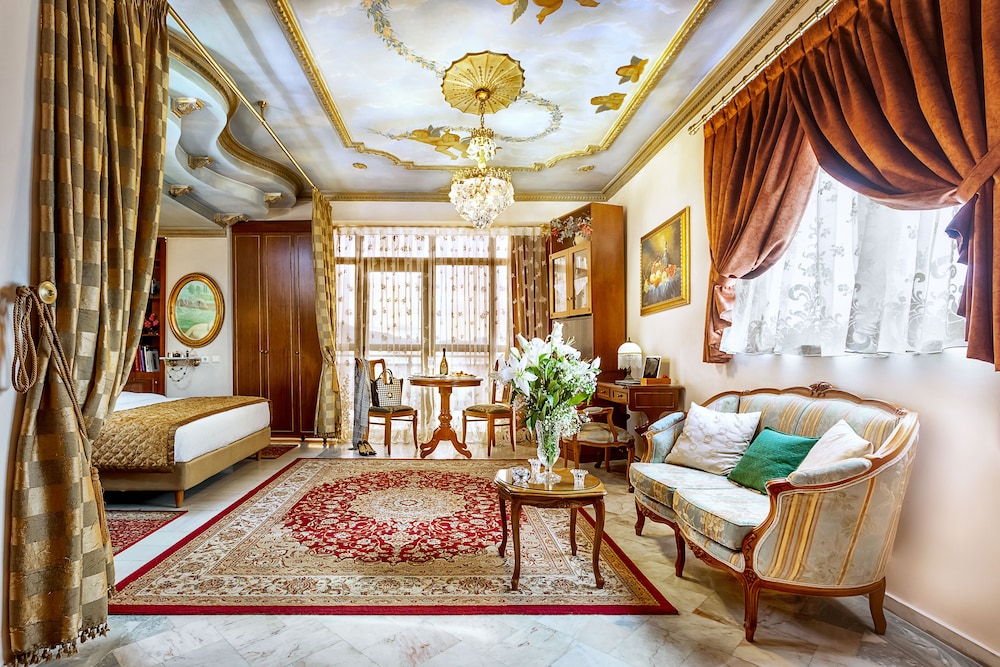 Junior Suite, City View (Aphrodite) photo 1