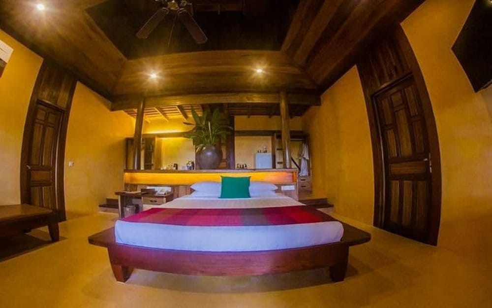 Hillside Suite Bungalow