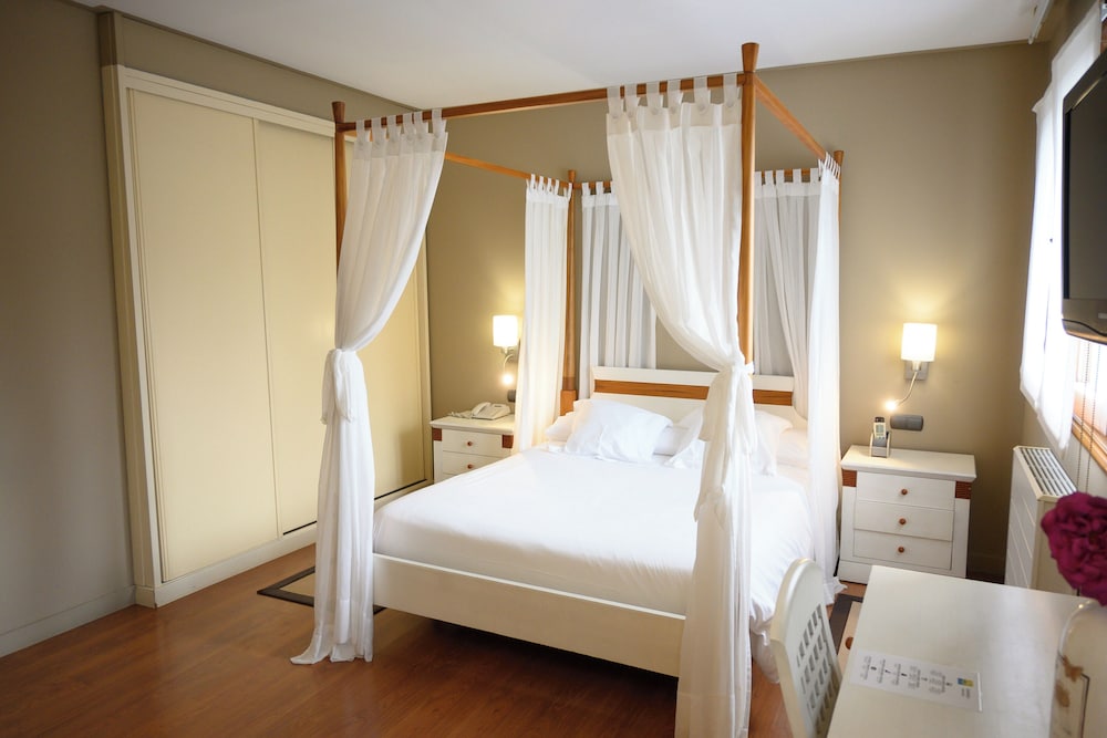 Superior Double Room - Photo 4