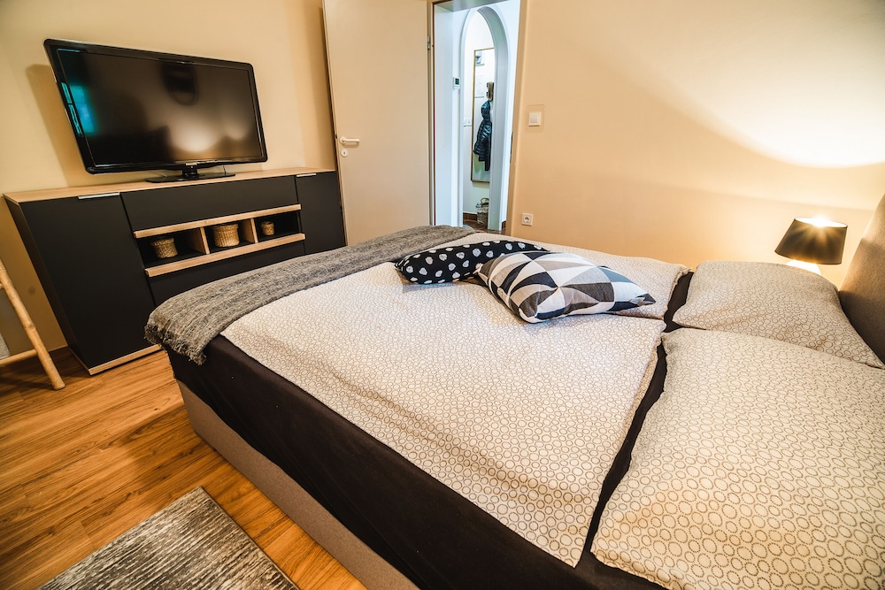 Apartment (One bedroom apartment)