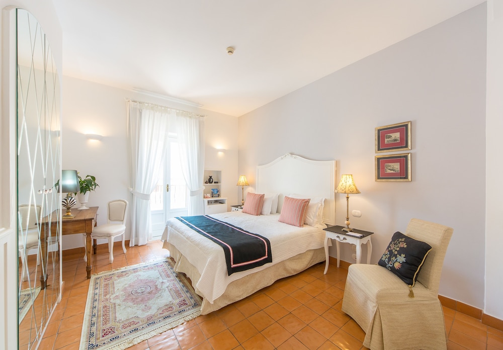 Superior Double Room - Photo 2