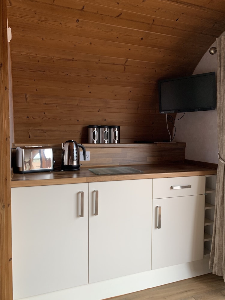 Cabin (The Pod)