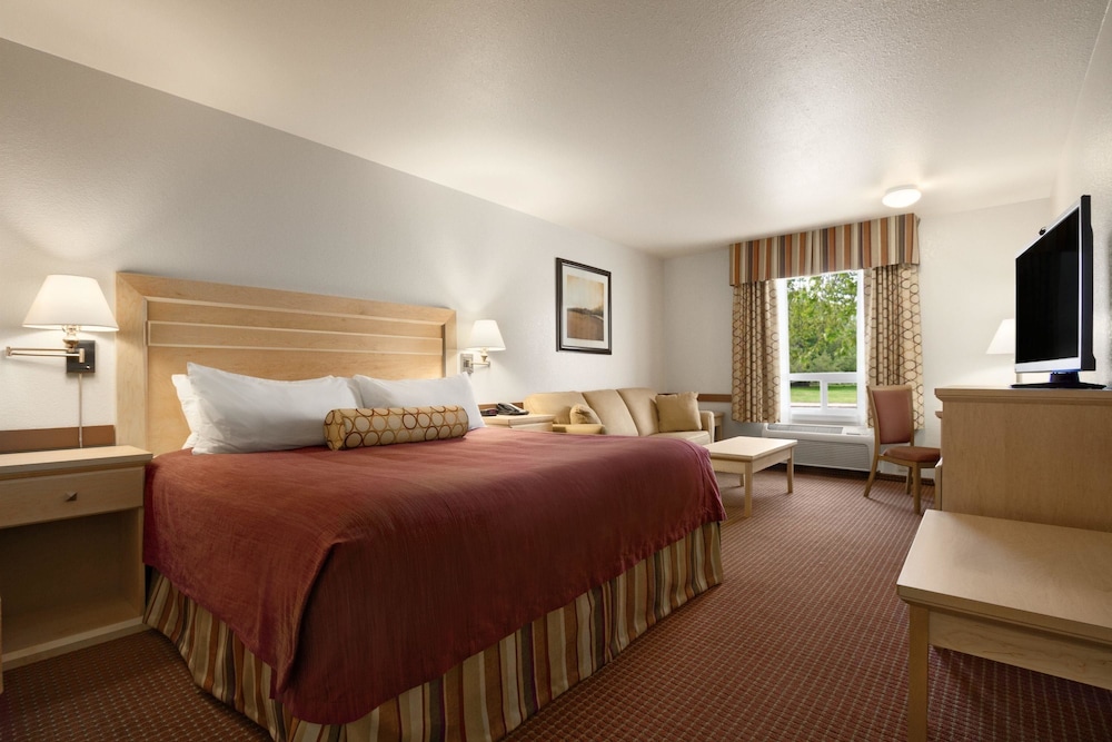 Efficiency, Room, 1 Queen Bed, Non Smoking photo 1