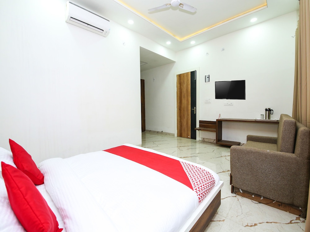 Deluxe Double Or Twin Room, 1 King Bed photo 1