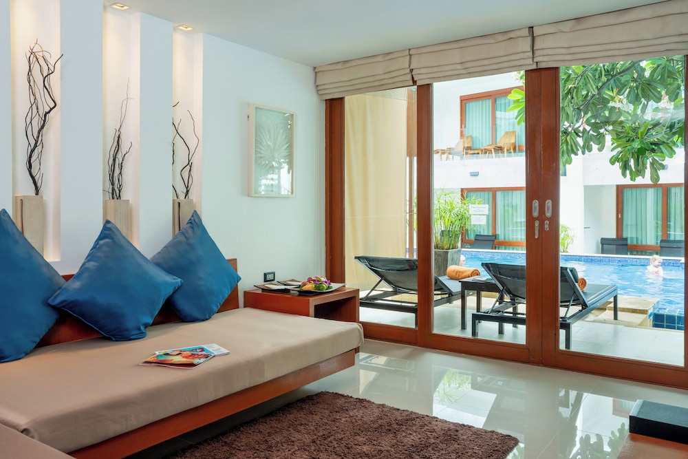 Beachfront Pool Villa - Free Daily Minibar - Photo 7