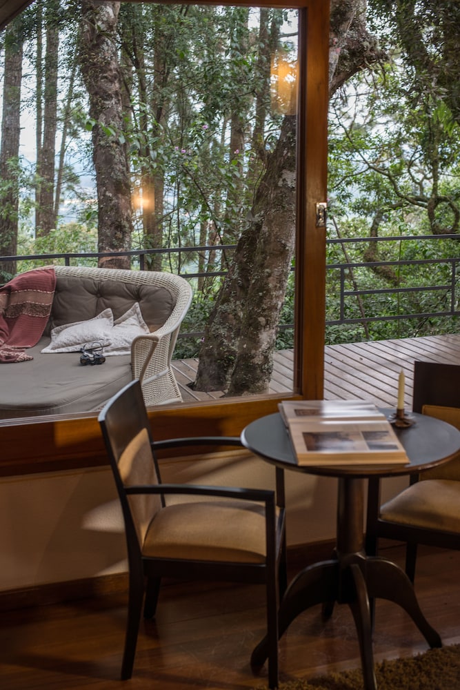 Standard Suite, Terrace, Garden View