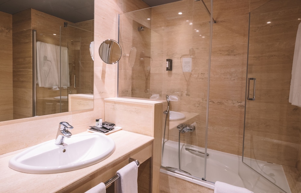 Basic Quadruple Room