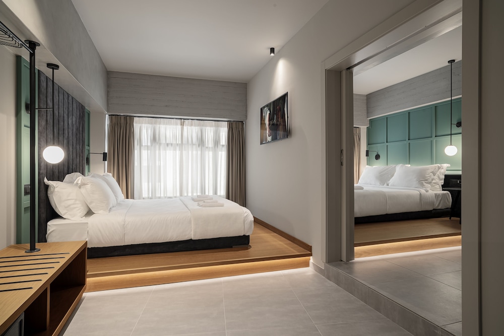 Deluxe Suite, 2 Bedrooms, Connecting Rooms
