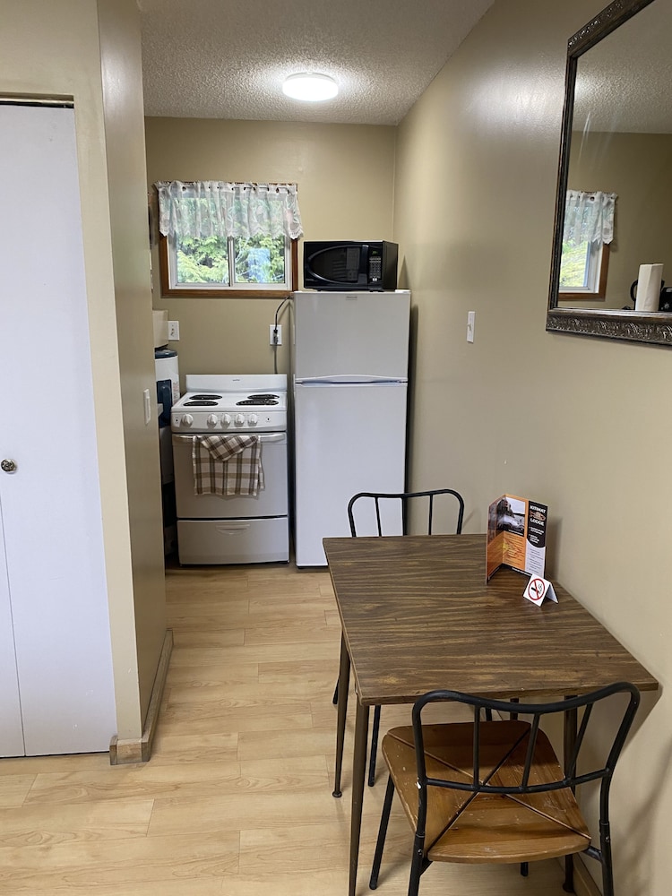 Basic Single Room photo 2