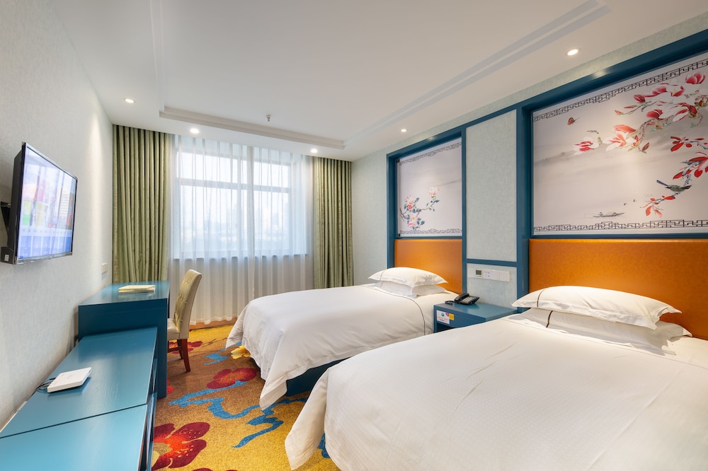 Economy Twin Room - Photo 1
