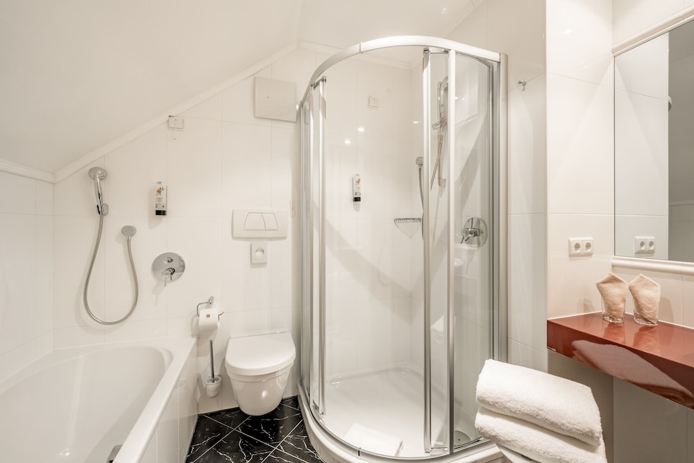 Romantic Suite photo 2