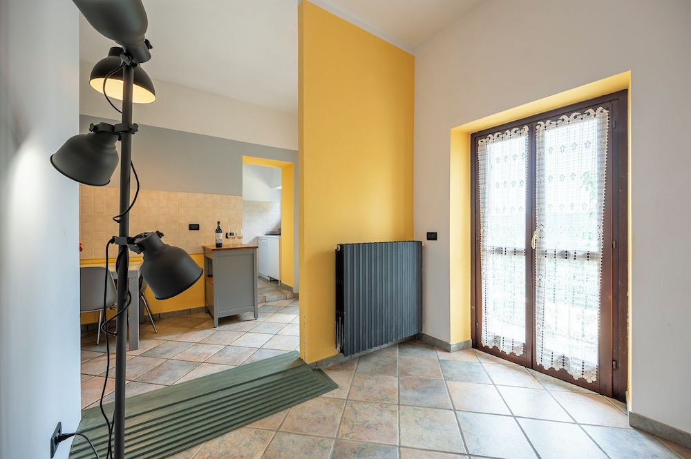 Standard Apartment, 2 Bedrooms, Balcony, Vineyard View photo 3