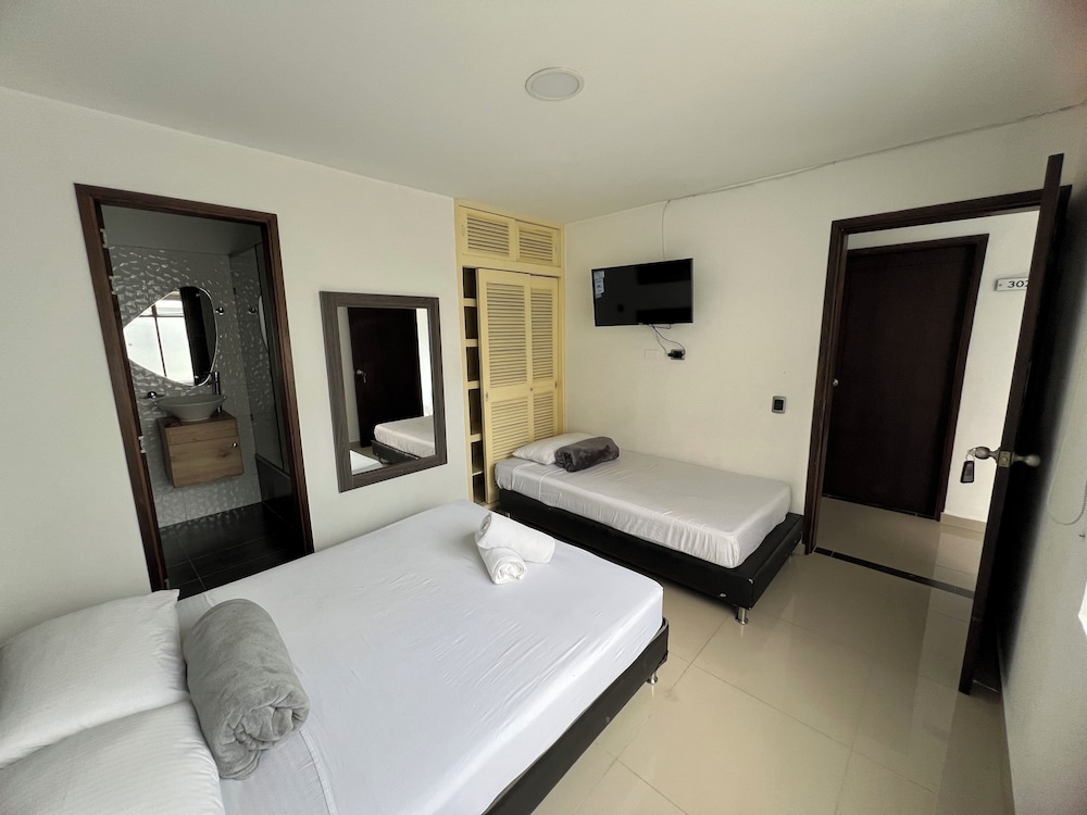 Basic Triple Room