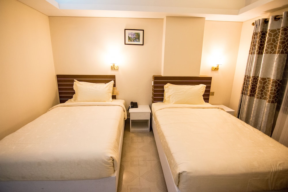 Standard Twin Room photo 3