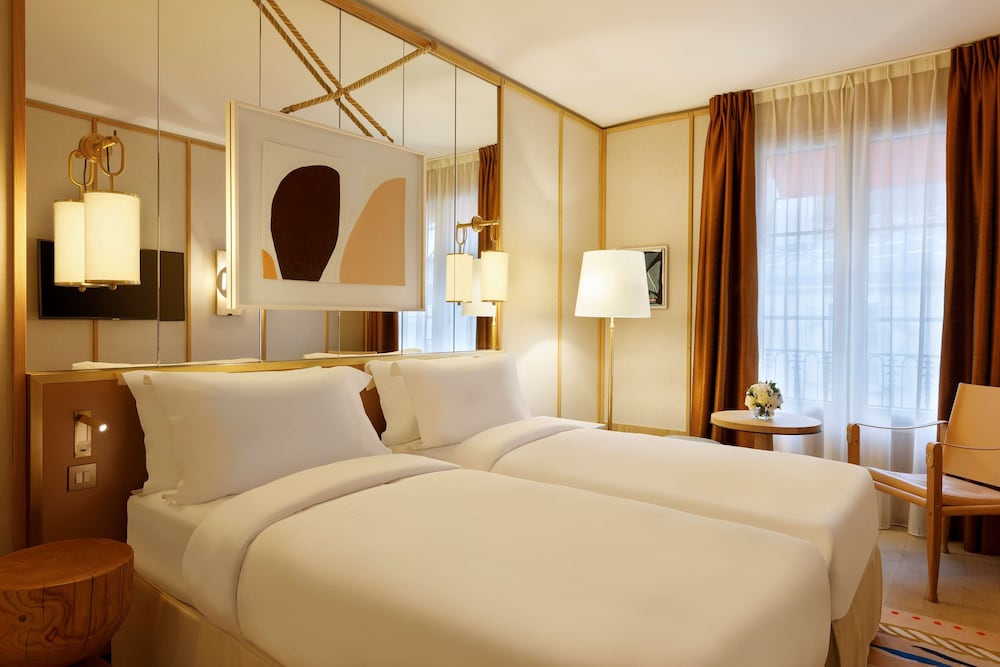 Deluxe Room, 2 Twin Beds photo 1