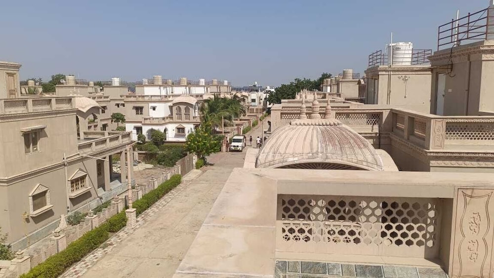 Deluxe House, Balcony photo 2