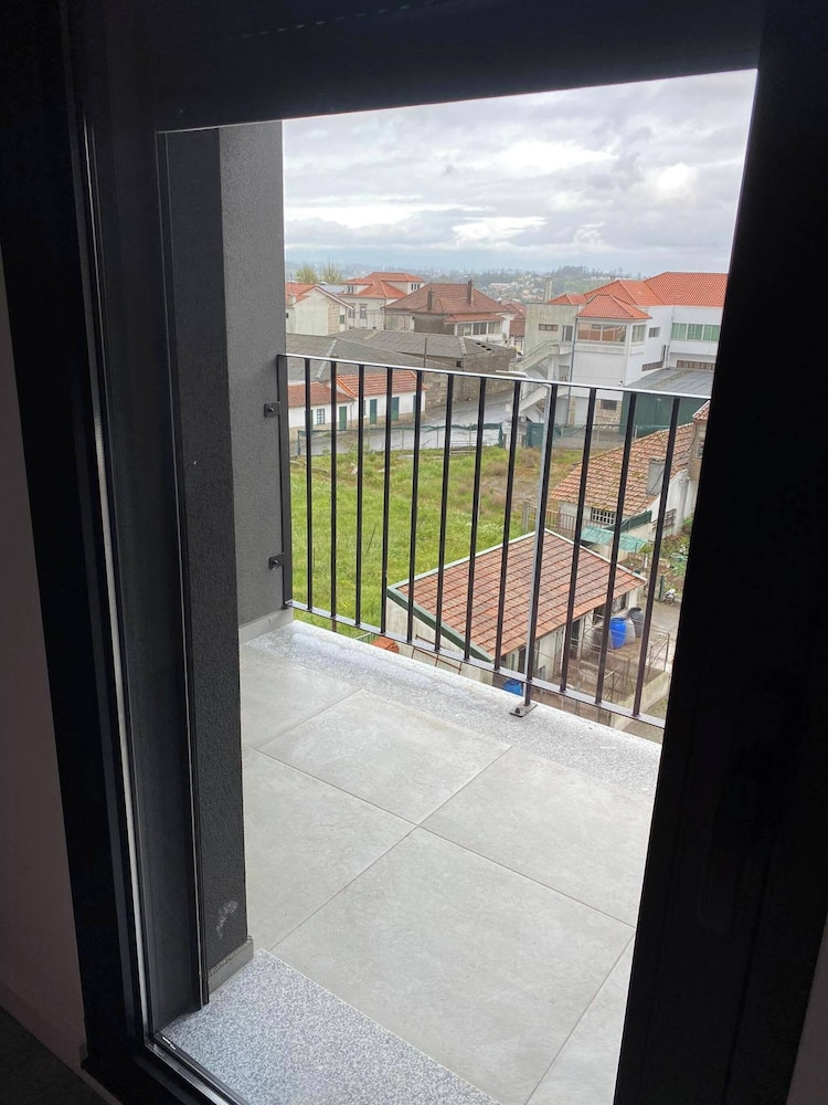 Flat Spacious and Tidy - Close Stadium + Wifi+ac, Foto 14