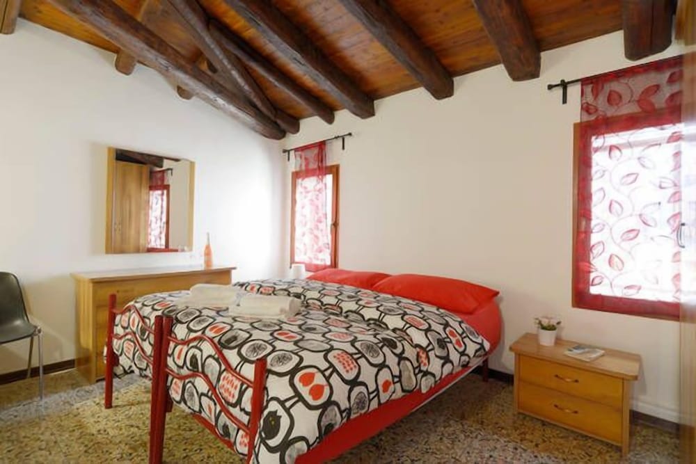 Duplex, 1 Bedroom photo 1