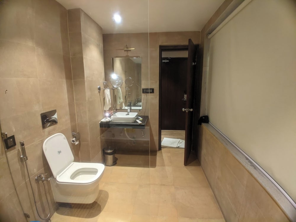 Standard Double Room, City View photo 2