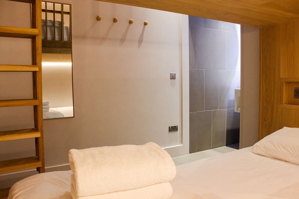 Cocoon 2 - Accessible