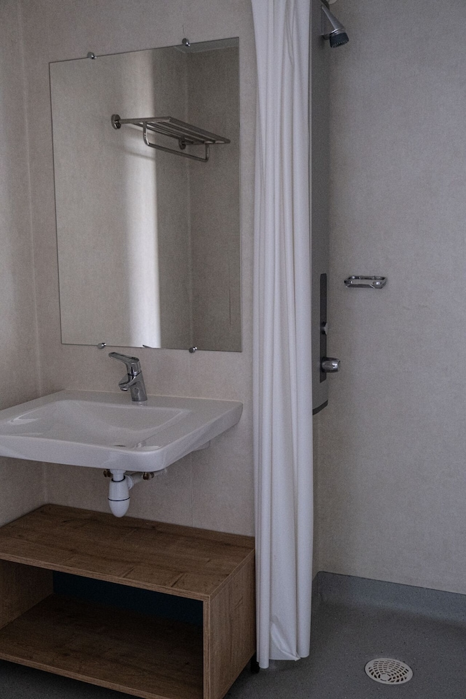 Double Room with Ensuite Bathroom - Photo 2