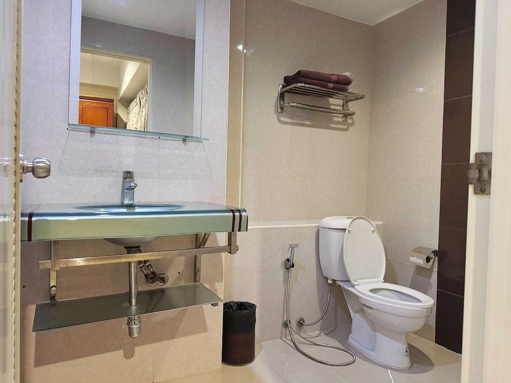 Deluxe Twin Room photo 2