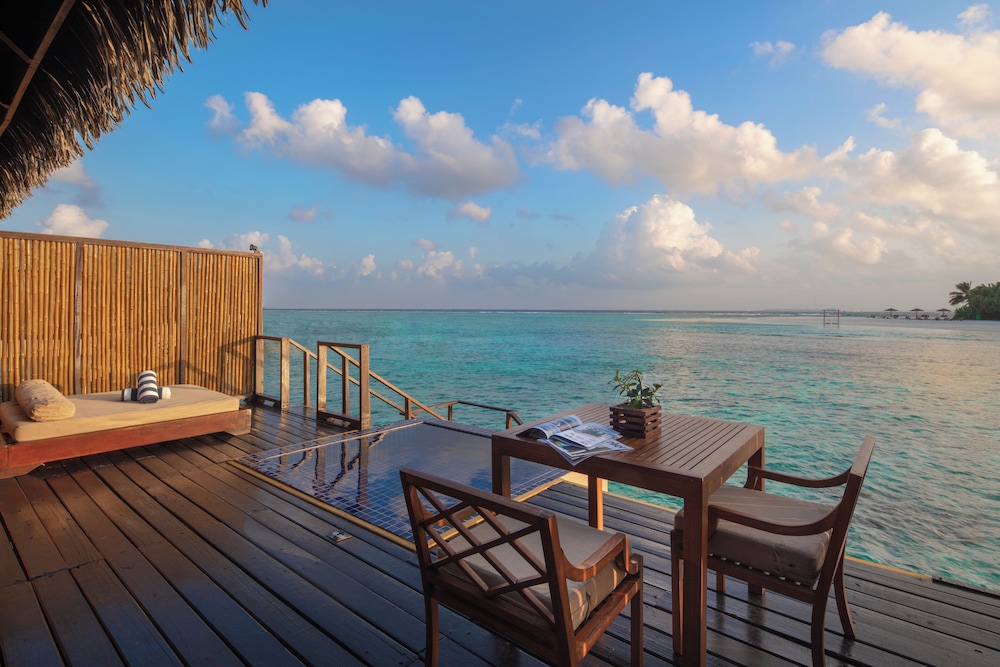 Sunrise Water Villa with Private Pool & Jacuzzi - Premium All Inclusive with Free Transfers photo 2