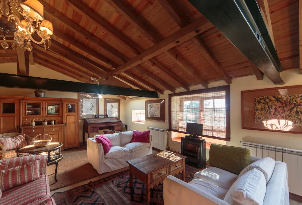 Villa, Multiple Bedrooms (Shepinetree - Manor & Stables)
