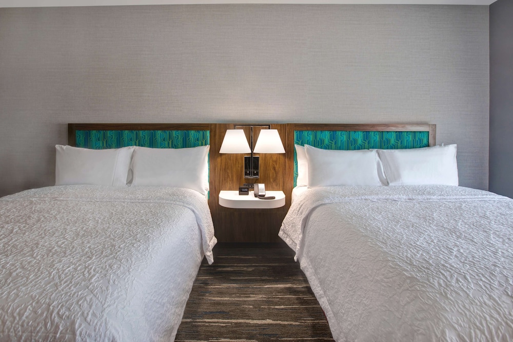 Room, 2 Queen Beds, Refrigerator - Photo 1