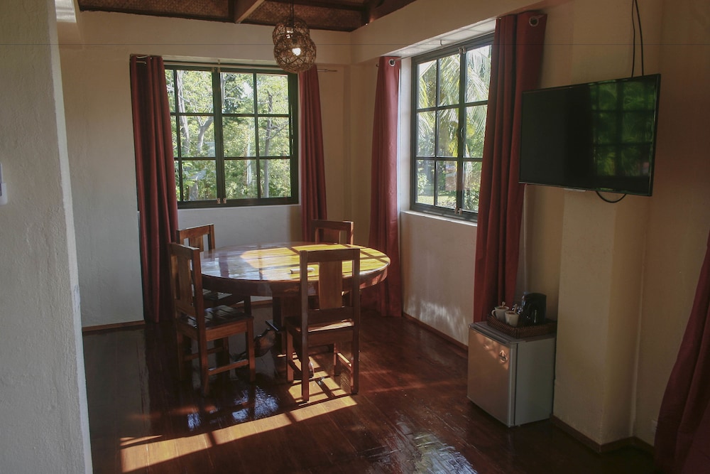 Junior Suite, 1 Bedroom, Sea View photo 2