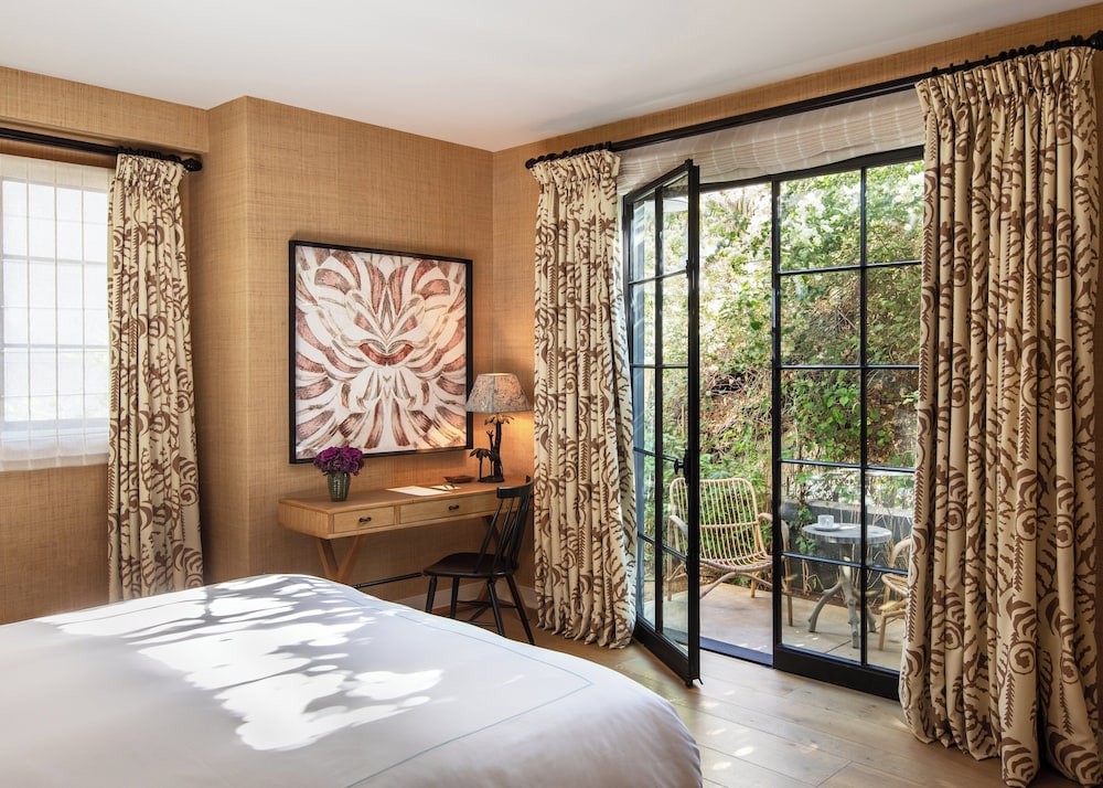 Grand Room photo 2