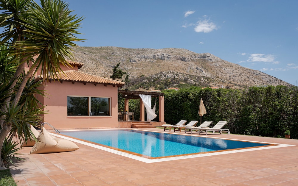 Villa, Pool View