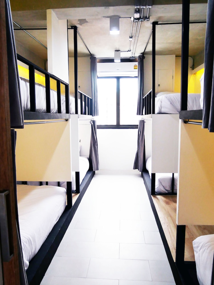 Private Dorm for 6 people photo 2