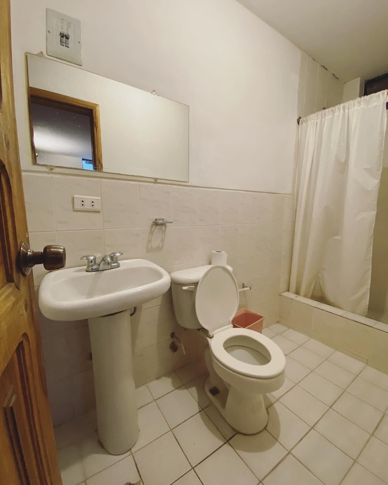 Basic Double Room photo 3