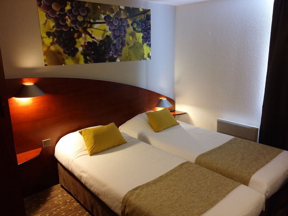 Standard Twin Room photo 1