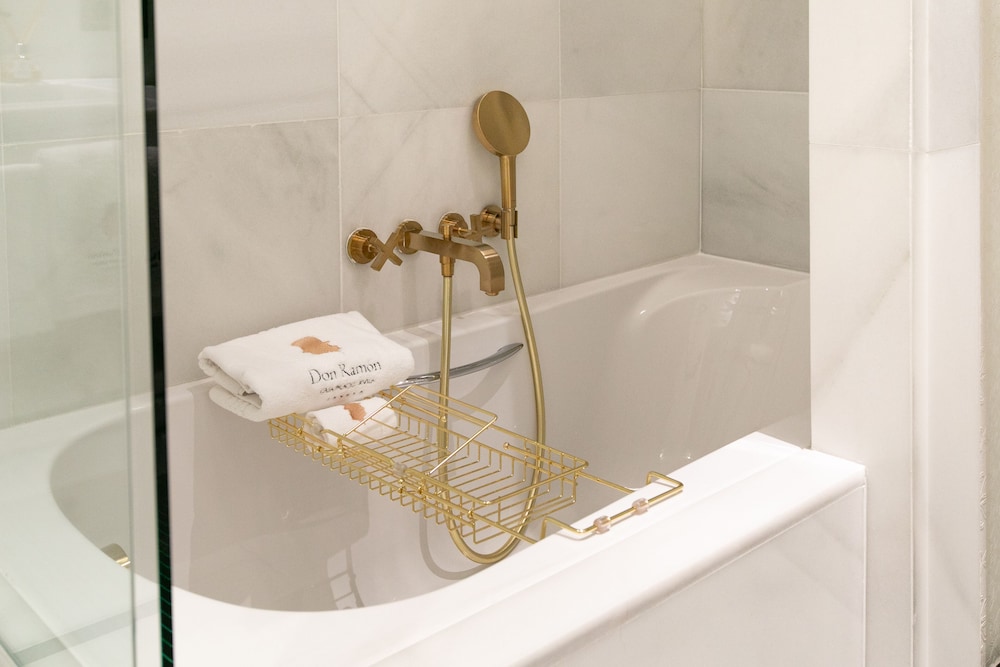 Junior Suite - Photo 28
