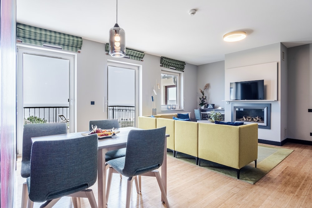 Two-Bedroom Apartment - Sea View (Fire Safety Window in one bedroom, cannot be opened)