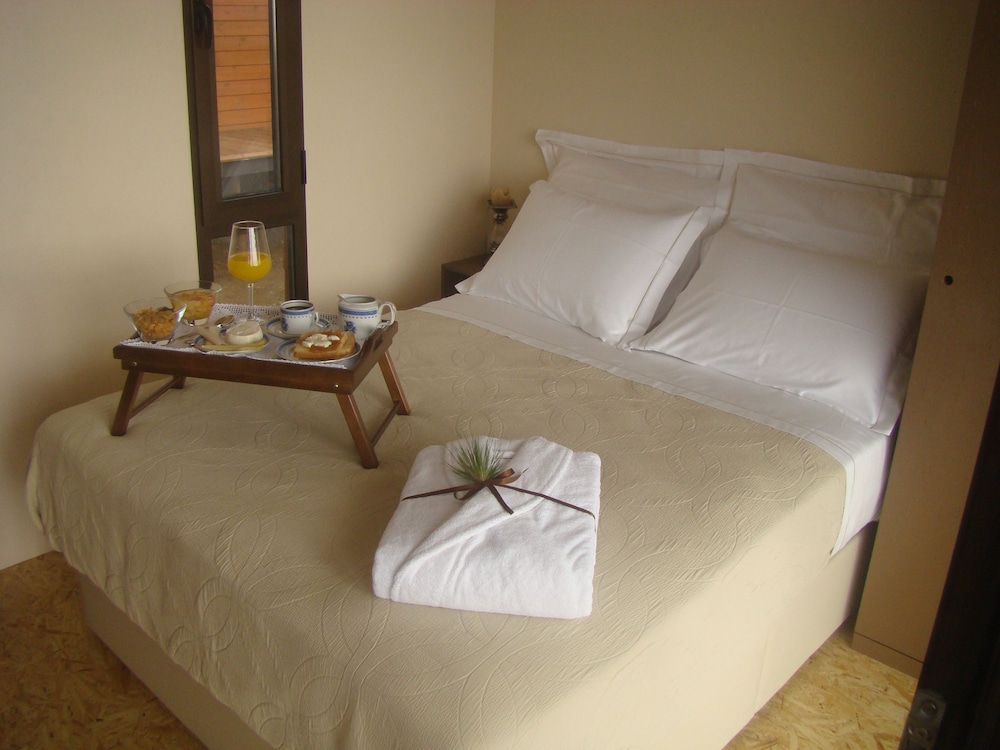 Superior Bungalow photo 1