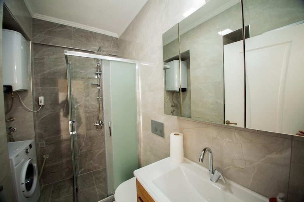Condo photo 3