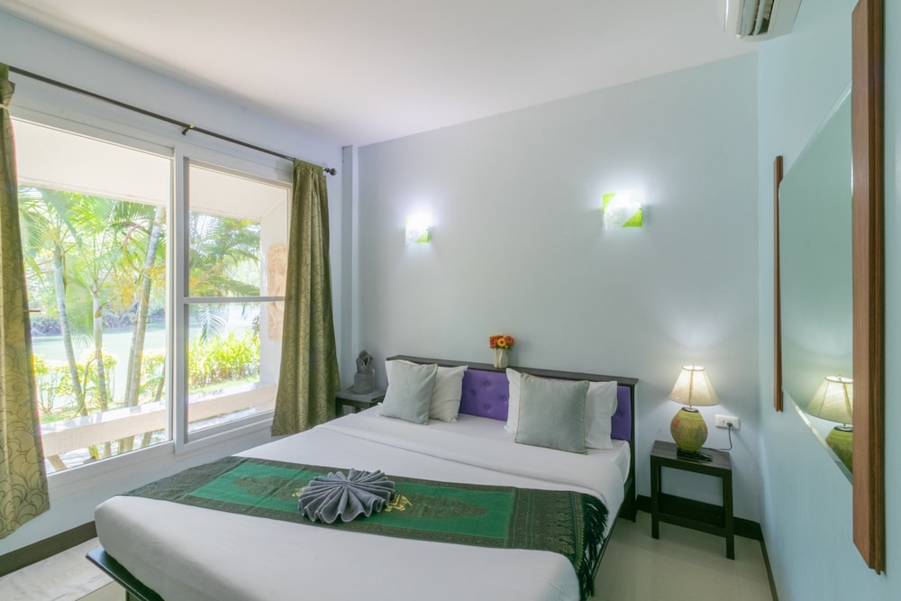 Standard Room with River View photo 2