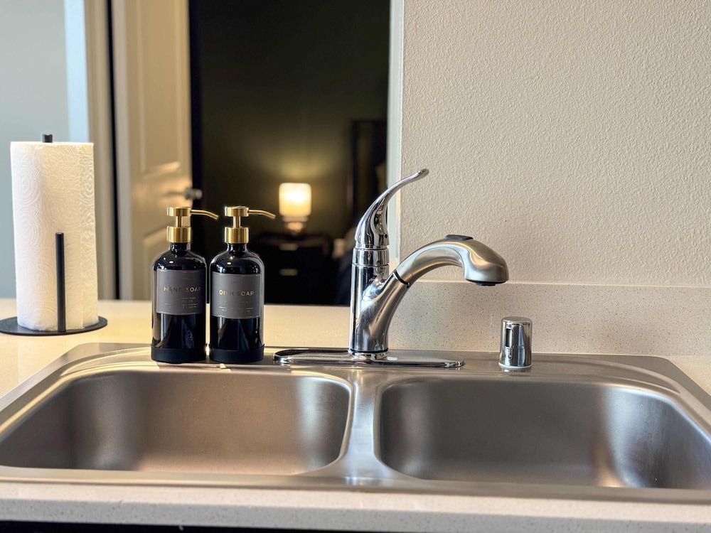 Luxe Deco Haven Pool Gym Parking Close to Disneyland, Φωτογραφία 64