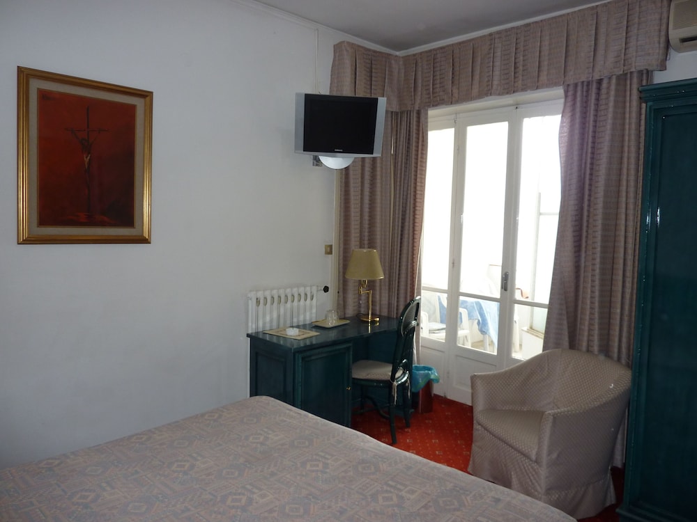 Superior Double Room - Photo 3