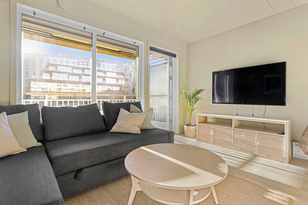 Apartment, 2 Bedrooms, Balcony