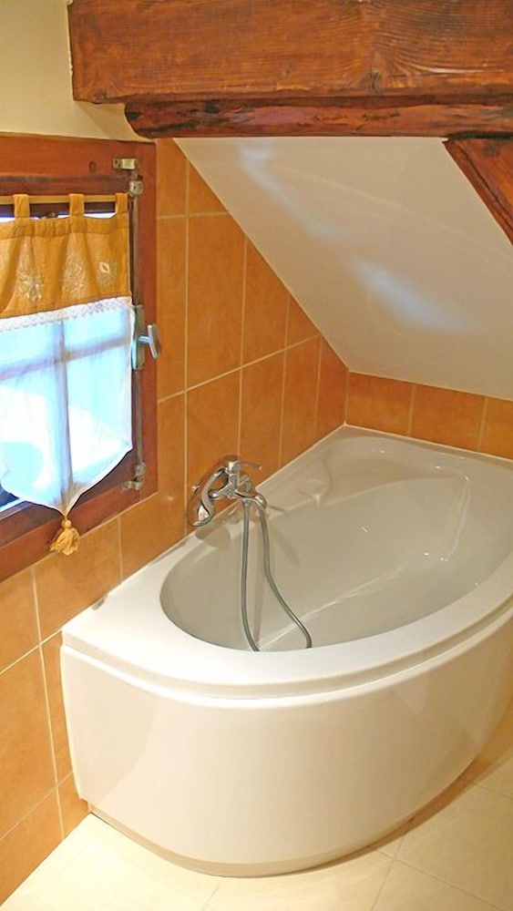 Panoramic Suite, Ensuite, Mountain View photo 2