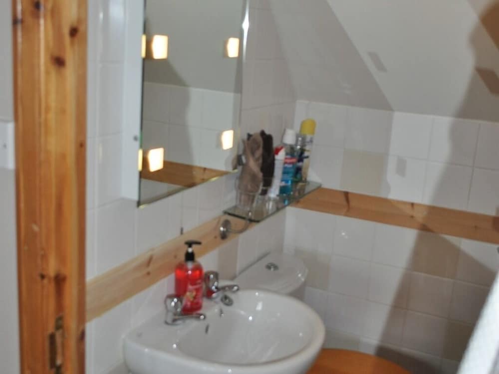 Standard Double Room, Ensuite photo 3