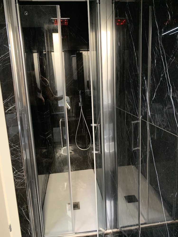 Suite, Ensuite (F.Botero) photo 2