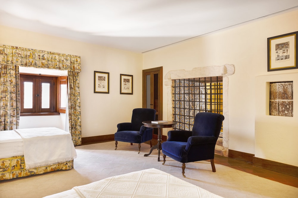 Superior Double or Twin Room - Photo 7