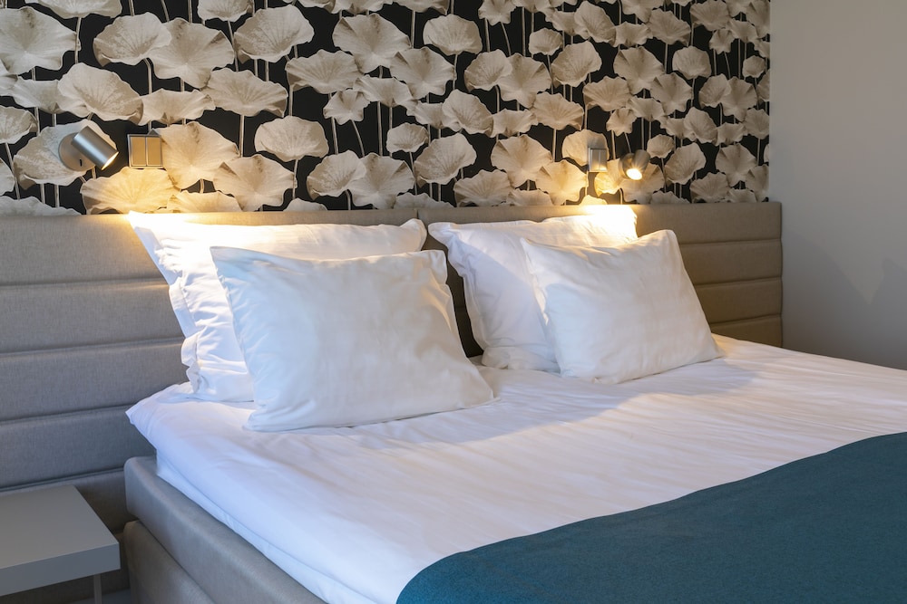 Double Room, Balcony (45 Minutes Massage Included) photo 3